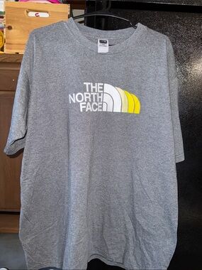 2010 The North Face Heather Gray Tee with White and Yellow Logo